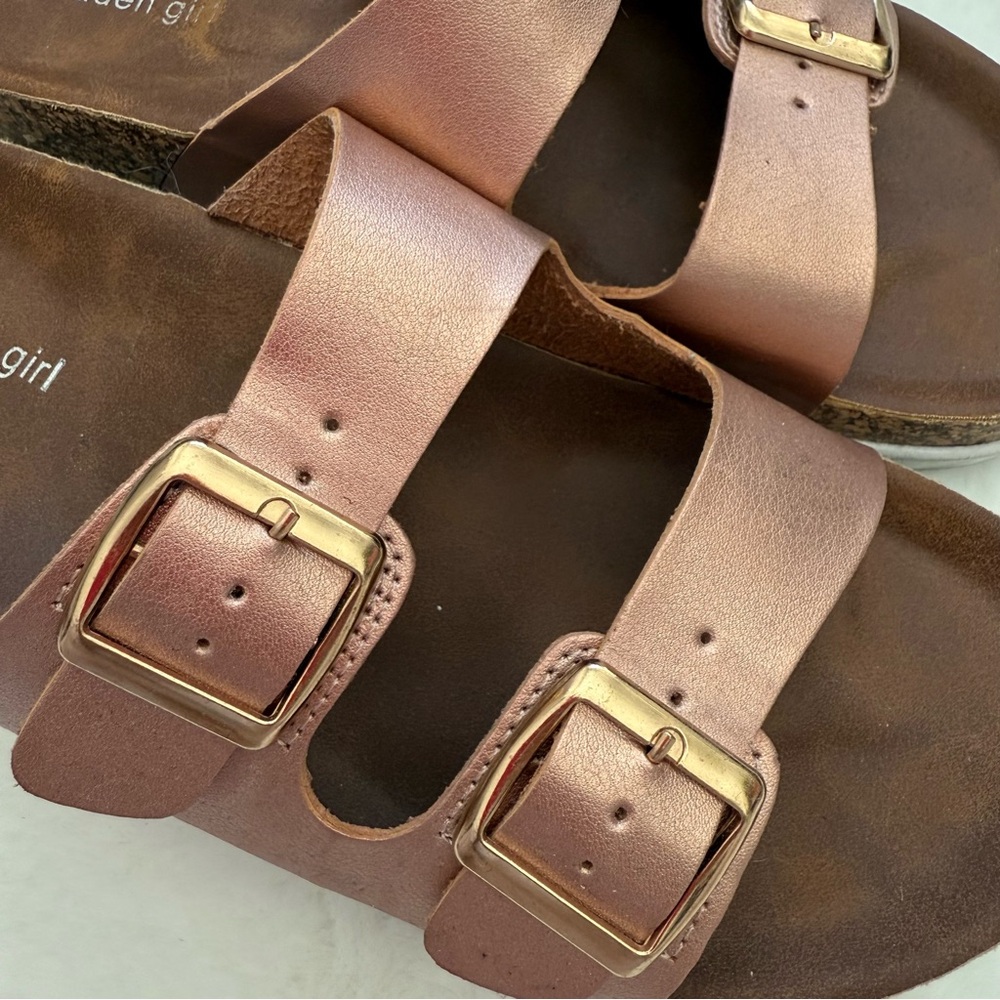 Madden Girl Rose Gold Double Strap Sandals with Buckles Faux Leather Size 8 - Picture 3 of 3